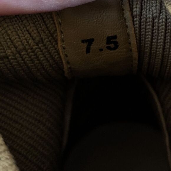 Everlane The Glove Boots Beige Tan Brown Womens Knit Ankle Bootie Size 7.5 - Picture 7 of 7